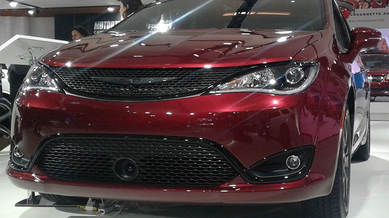 Close-up view of the Chrysler Pacifica Hybrid, featuring its modern design and hybrid powertrain capabilities.