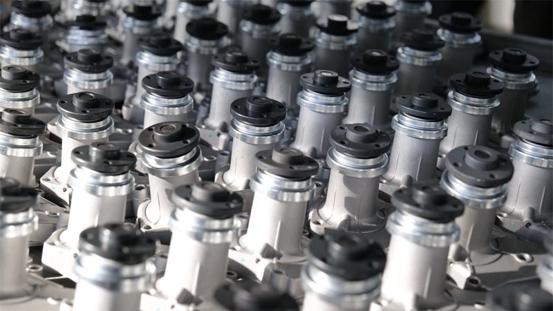 High-quality engine parts on display at Nanjing Woda Auto Technology Co., Ltd. factory, showcasing manufacturing standards.