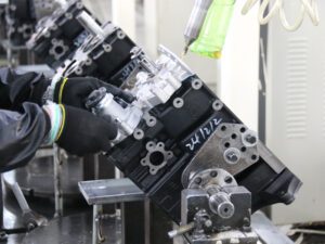 Auto engine factory production line, engine assembling process at Nanjing Woda Auto Technology Co., Ltd.