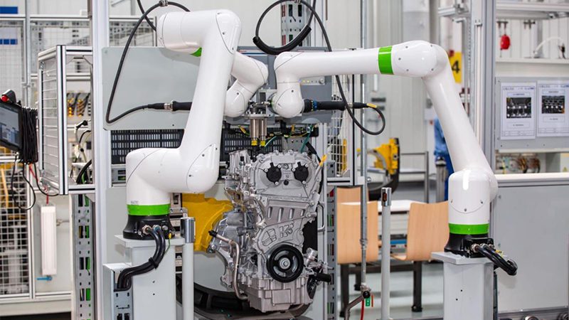 Engine production line at Nanjing Woda Auto Technology Co., Ltd.'s factory