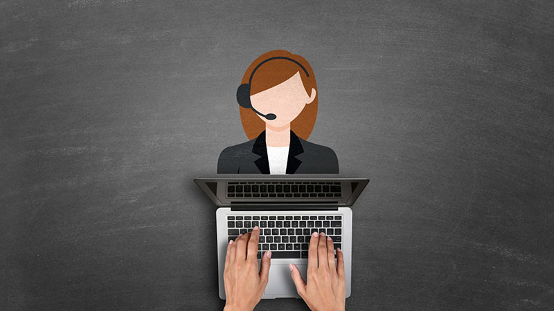 Customer service representative assisting a client, highlighting the importance of strong customer support in supplier relationships.