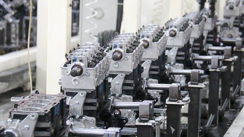 Auto engine assembly line at Nanjing Woda Auto Technology Co., Ltd. factory.