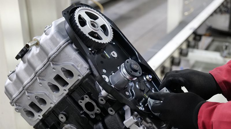 New engine assembled on the production line at Nanjing Woda Auto Technology Co., Ltd. factory