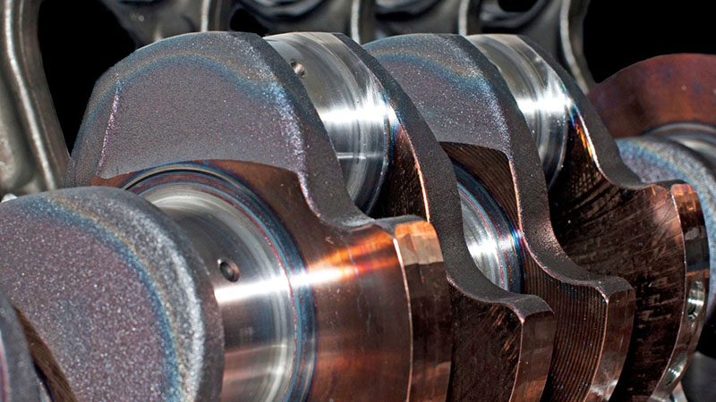 Detailed crankshaft surface and journal view.