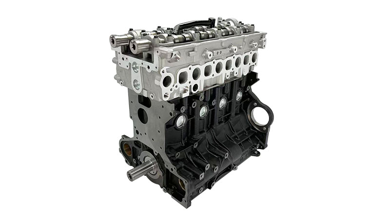 Close-up of D4CB long block engine showing cylinder block and internal components.