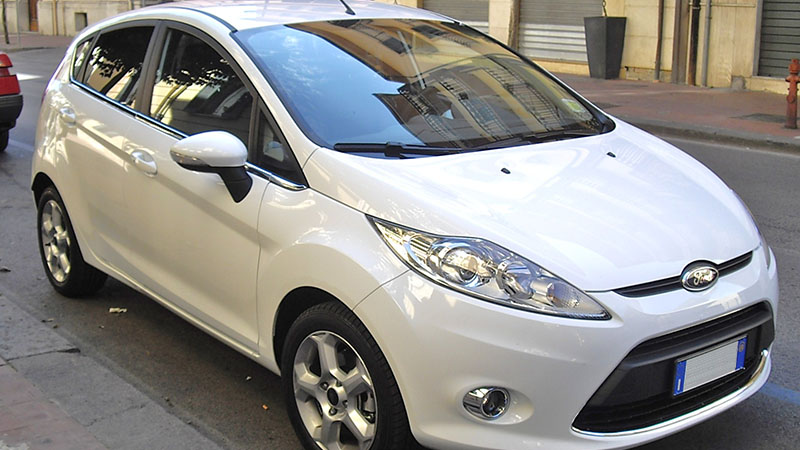 Ford Fiesta 1.4 TDCi diesel model front view.