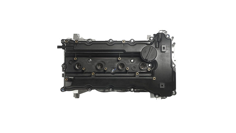 Top view of a G4KD long block engine.