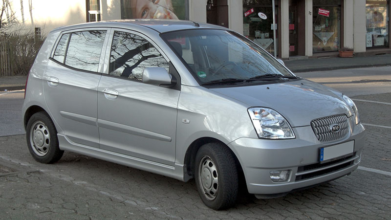 Front view of a Kia Picanto commonly offered with the G4LA engine.