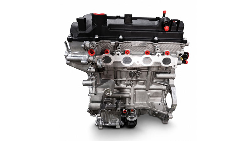 Front view of a G4LA long block engine.