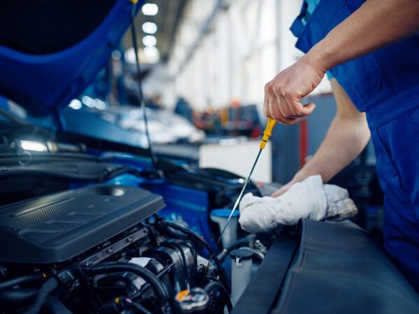 Check Engine Oil Safety How to Check Engine Oil: A Simple DIY Guide