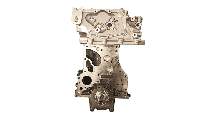 Side view of an Isuzu 4JJ1 diesel long block engine.