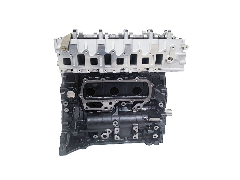 Mitsubishi 4M40 diesel engine for Pajero, Montero, and Shogun applications