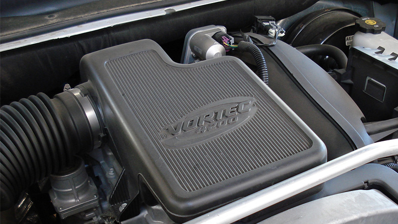 Close-up of a Chevrolet Vortec engine.