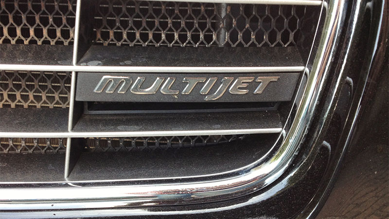 Fiat Croma Multijet logo badge close-up.