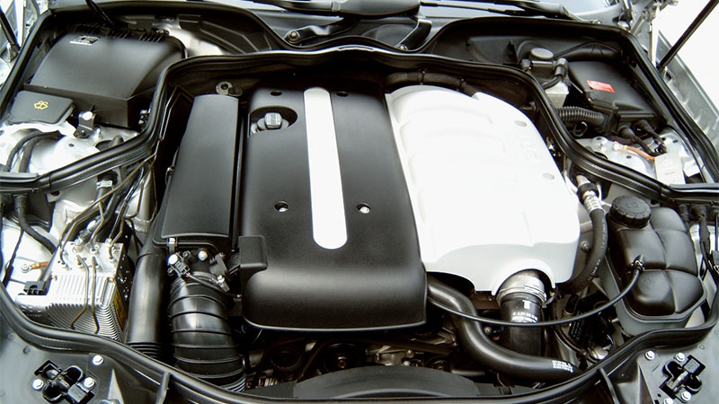 Close-up of a Mercedes OM646 diesel engine.