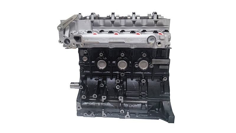 Блок цилиндров и головка блока цилиндров двигателя Mitsubishi 4M40.