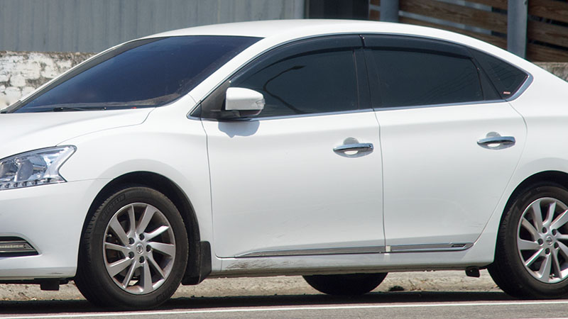 Nissan Sentra B17 exterior view representing 2013–2019 Sentra engine applications.
