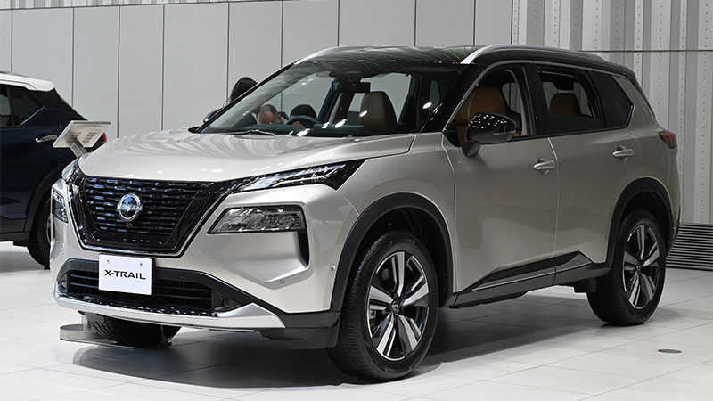 Front view of Nissan X-Trail T33 e-4ORCE.