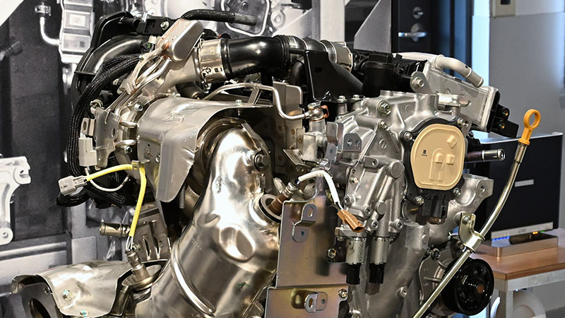 Nissan KR15DDT engine close-up.