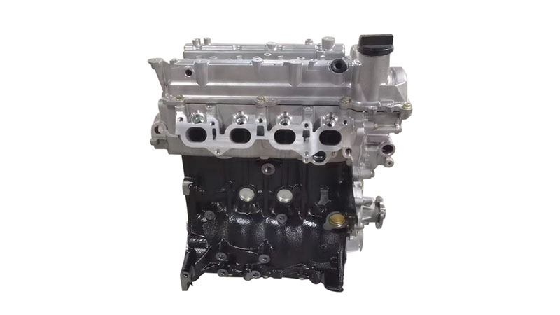 Front view of a Toyota 3SZ long-block engine.