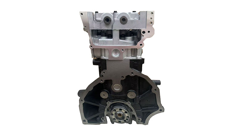 Side profile of a Nissan YD25 long block turbo diesel engine.